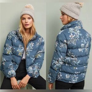 Anthropologie Ett:twa floral puffer jacket - size LARGE - blue suede-like puffer